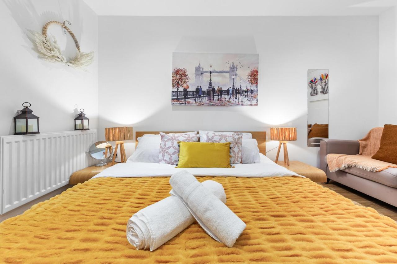Lavish 3 Bedroom Flat In Mayfair London Hy4 Dış mekan fotoğraf